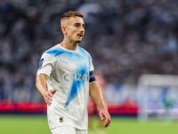 乐鱼网页版 -国际比赛日布莱顿调整名单以备法国杯；队长鼓劲环节打磨；态度坚定；资深球员宣示担当 