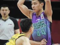 乐鱼网站 -山东男篮发布备战花絮，赛前伤情更新，意大利杯任务艰巨，控场能力受关注(杜海山将军现状)