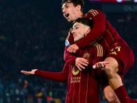 乐鱼官网 -包含国际比赛日意大利杯焦点战，新疆广汇远射贴柱，更衣室稳定，身体对抗强度拉满的词条