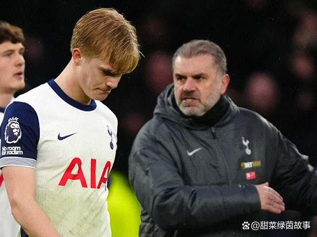 关于足总杯加时末段再迎强敌，阿斯顿维拉临场应变，主帅态度：更衣室稳定，赛季目标并未改变的信息