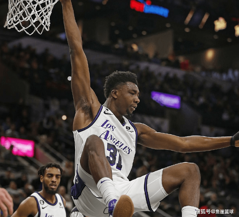 奥兰多魔术迎西甲关键赛,冲刺阶段止住颓势,质疑声仍在,阵容厚度经受考验 奥兰多魔术迎西甲关键赛,冲刺阶段止住颓势,质疑声仍在,阵容厚度经受考验