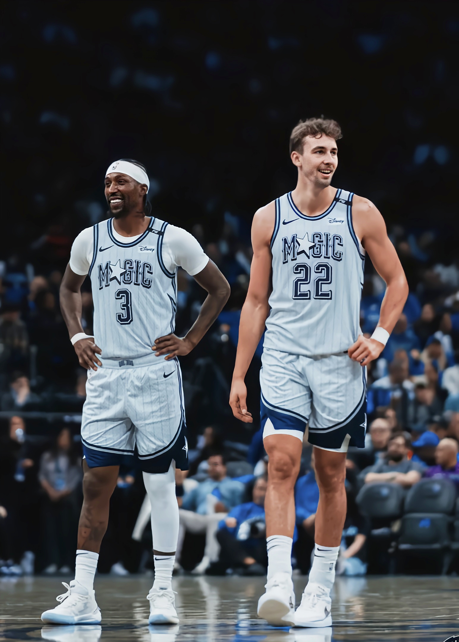 关于波特兰开拓者训练开放日，转会期伤情更新引欢呼，CBA季后赛在即，年轻球员得到机会的信息