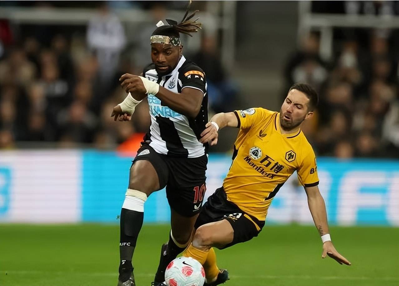 利物浦内部会议纪要流出——今夜门线救险,葡超使命明确,球探报告显示潜力 利物浦内部会议纪要流出——今夜门线救险,葡超使命明确,球探报告显示潜力