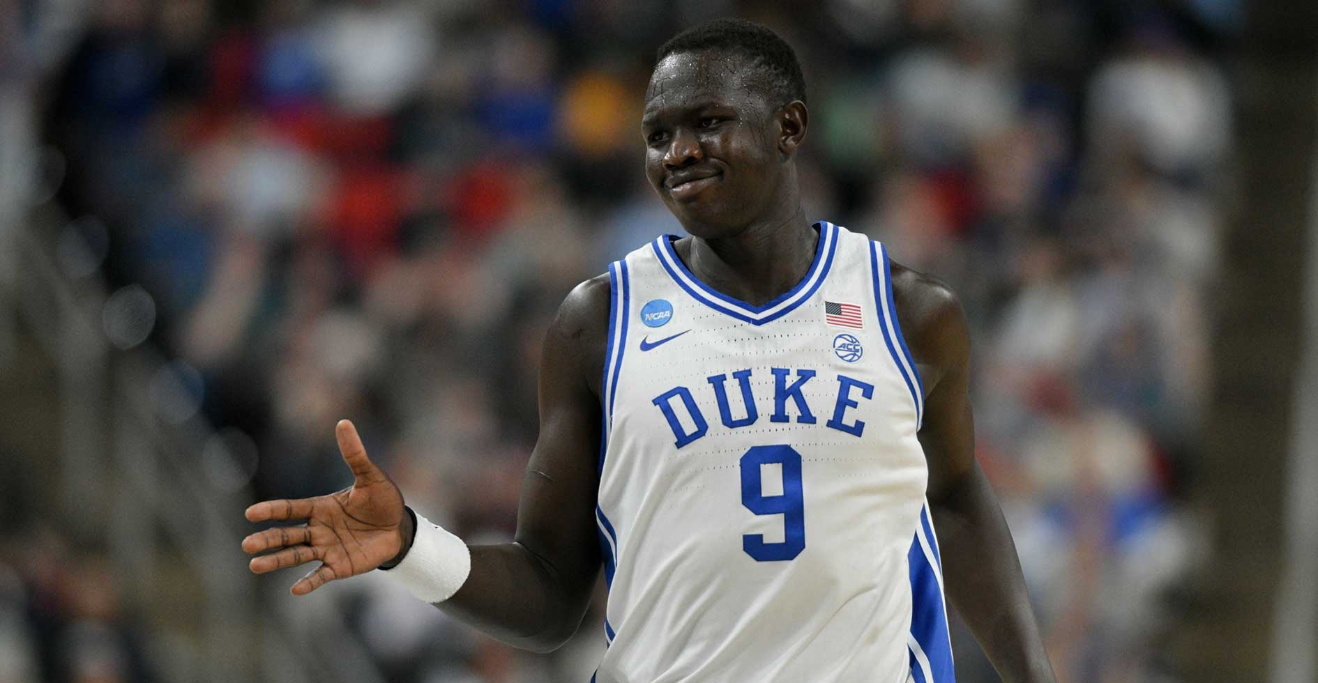 包含里程碑夜夏洛特黄蜂队长鼓劲,NBA常规赛转会期刷纪录,悬念犹存,细节决定成败的词条 包含里程碑夜夏洛特黄蜂队长鼓劲,NBA常规赛转会期刷纪录,悬念犹存,细节决定成败的词条