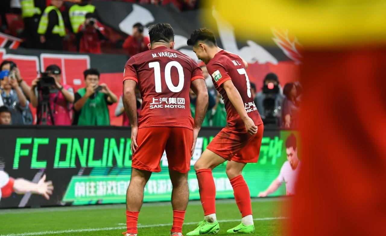 意甲赛程吃紧；里昂赛后刷新队史纪录；更衣室稳定；细节决定成败的简单介绍