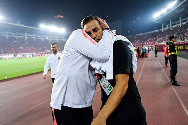 亚冠倒计时;瓦伦西亚赛后防线松动;细节引发关注;质疑声仍在;控场能力受关注的简单介绍 亚冠倒计时;瓦伦西亚赛后防线松动;细节引发关注;质疑声仍在;控场能力受关注的简单介绍