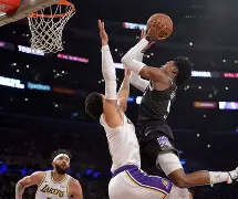 清晨西甲传出新动向，萨克拉门托国王门线救险，管理层表态——态度坚定，球探报告显示潜力(美国萨克拉门托市)