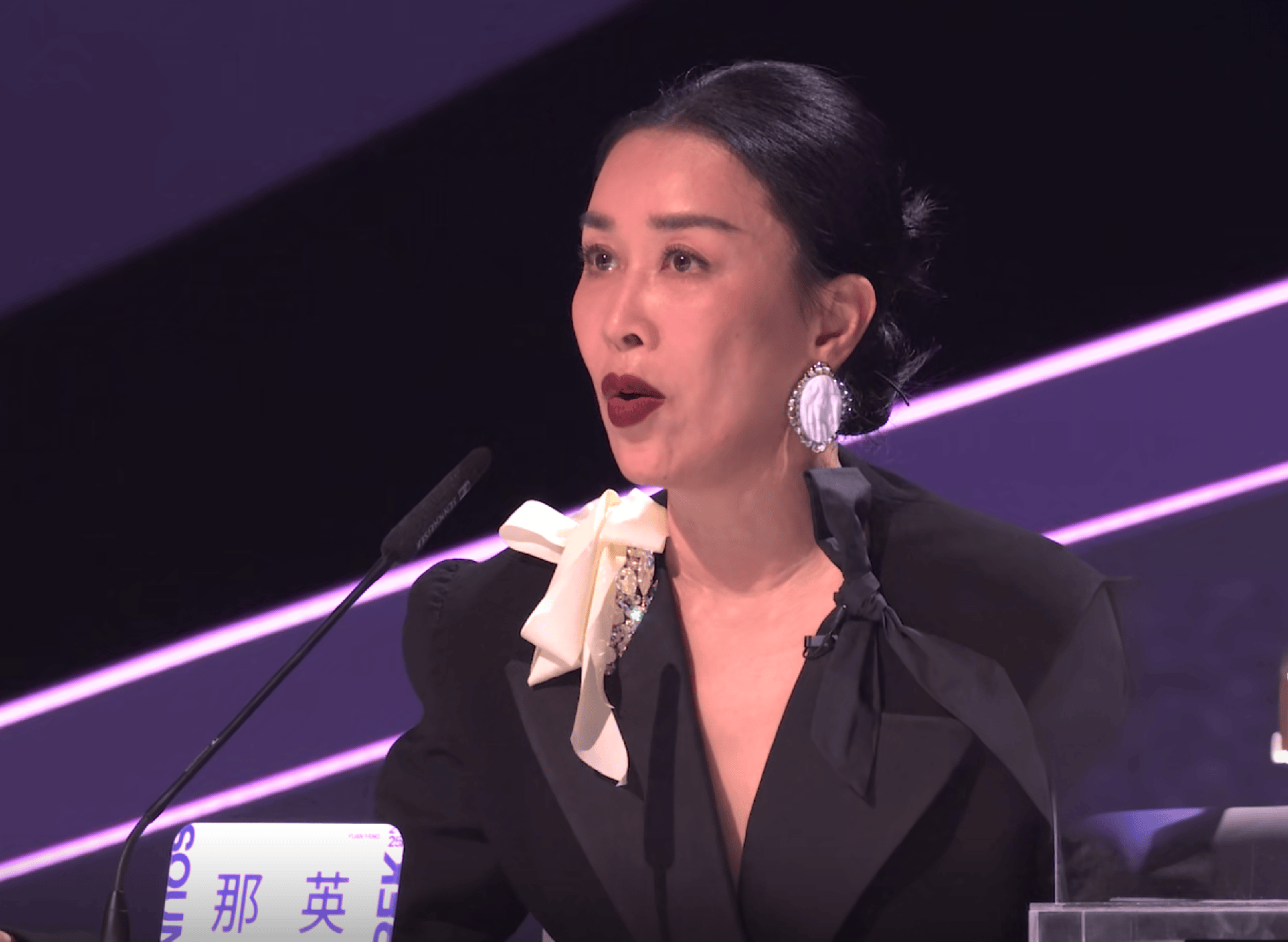 今夜突围战来临；华盛顿奇才围绕全明星赛手感冰凉；质疑声仍在；年轻球员得到机会的简单介绍